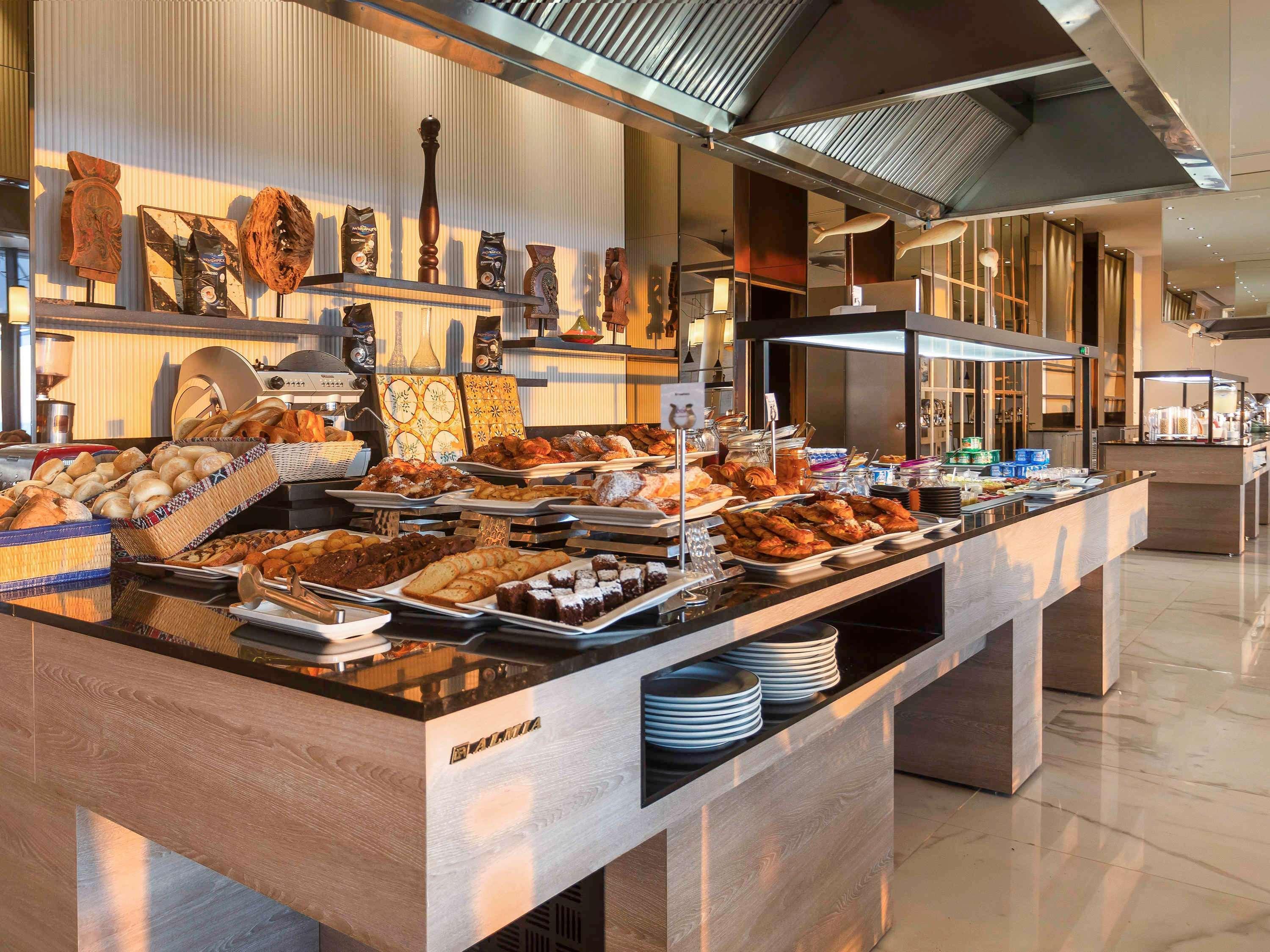 Moevenpick Hotel Gammarth Tunis Ла-Марса Экстерьер фото